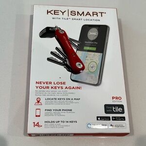 KeySmart Pro Key Organizer with Tile location - Red